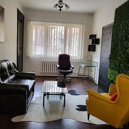 Top Center Cozy And Spacious Apartment Sofía Exterior foto